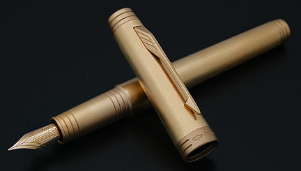 parker-premier-pink-gold-fountain-pen-3